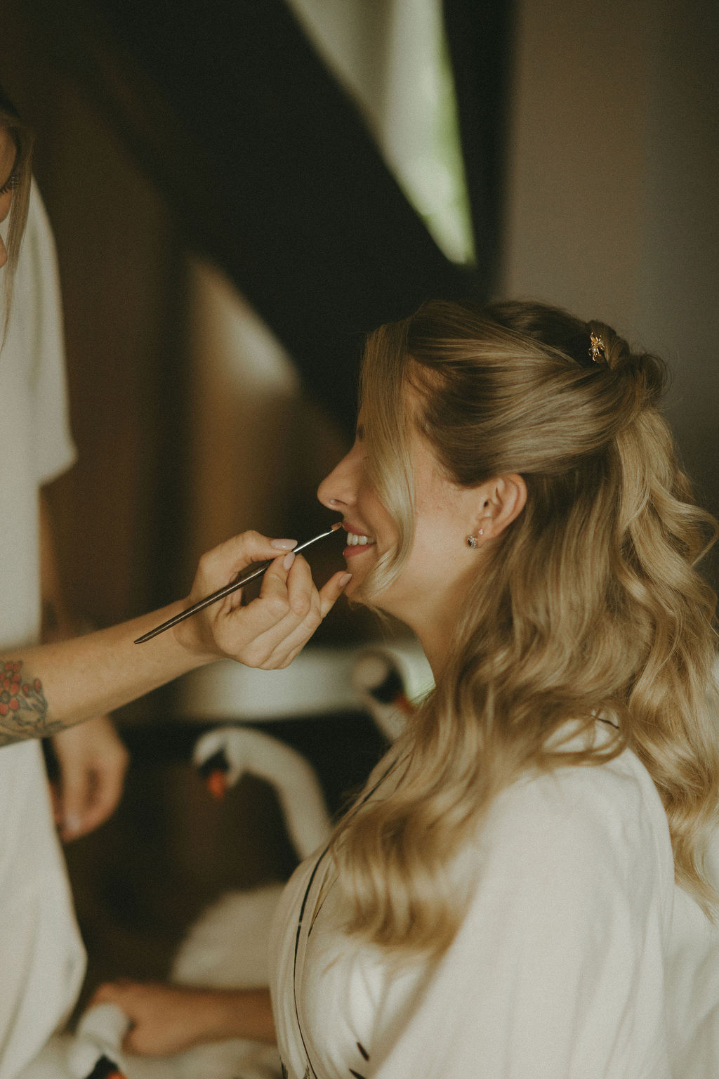 1.GettingReady_C&L_LinhSchroeterFoto_158
