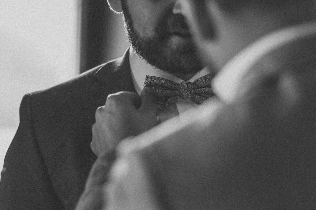 1.GettingReady_C&L_LinhSchroeterFoto_43