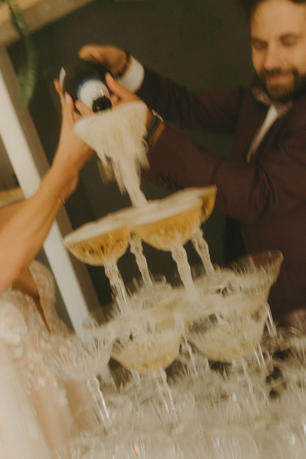 7.Champagne_C&L_LinhSchroeterFoto_14