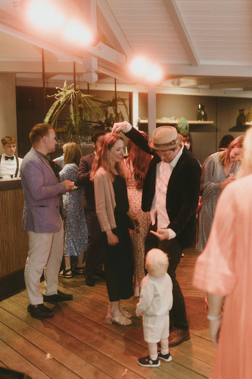 7.Champagne_C&L_LinhSchroeterFoto_58