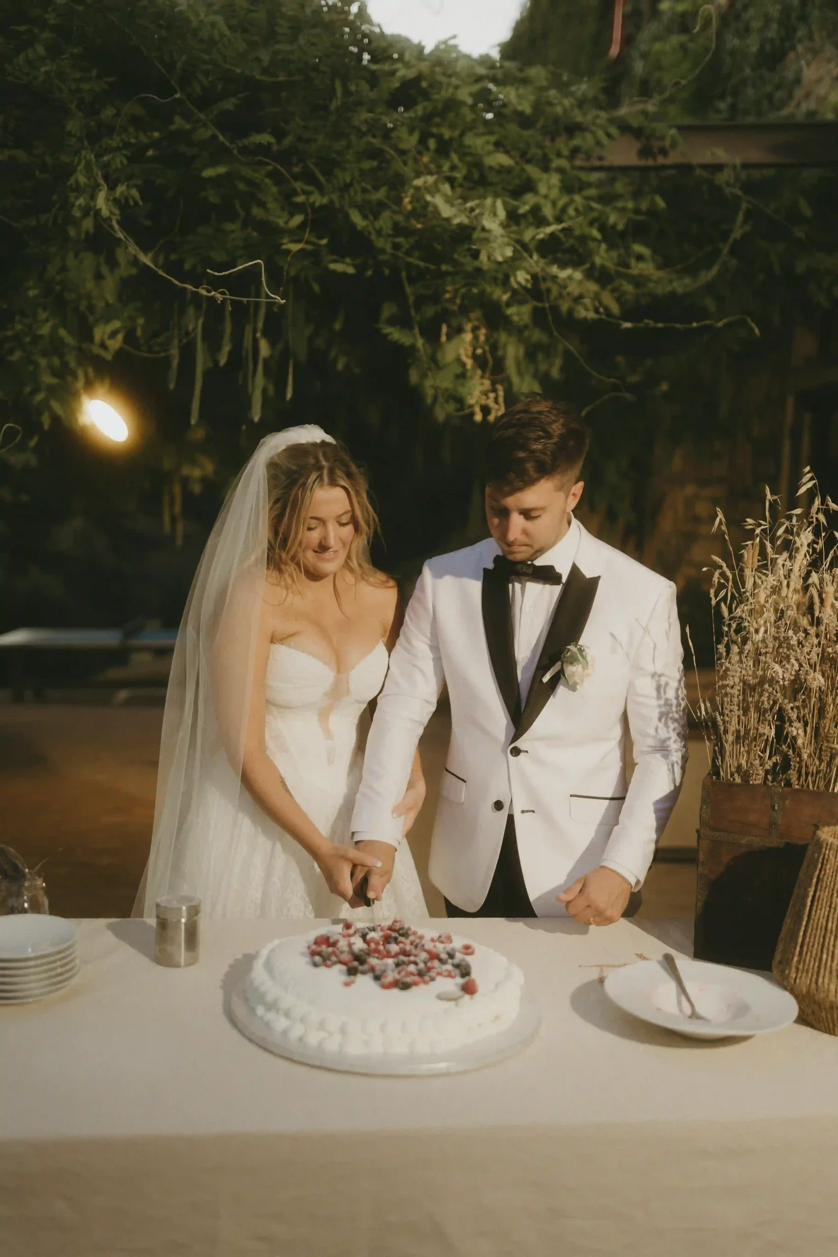 Tuscany Wedding_8.Cake_K&J_LinhSFoto_19